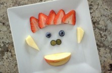 Fruit art face for picky eaters.
